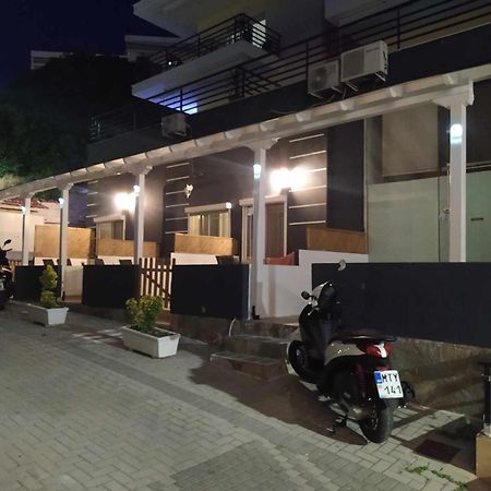 Stratos Family Apartments & Studios Neos Marmaras Exterior photo